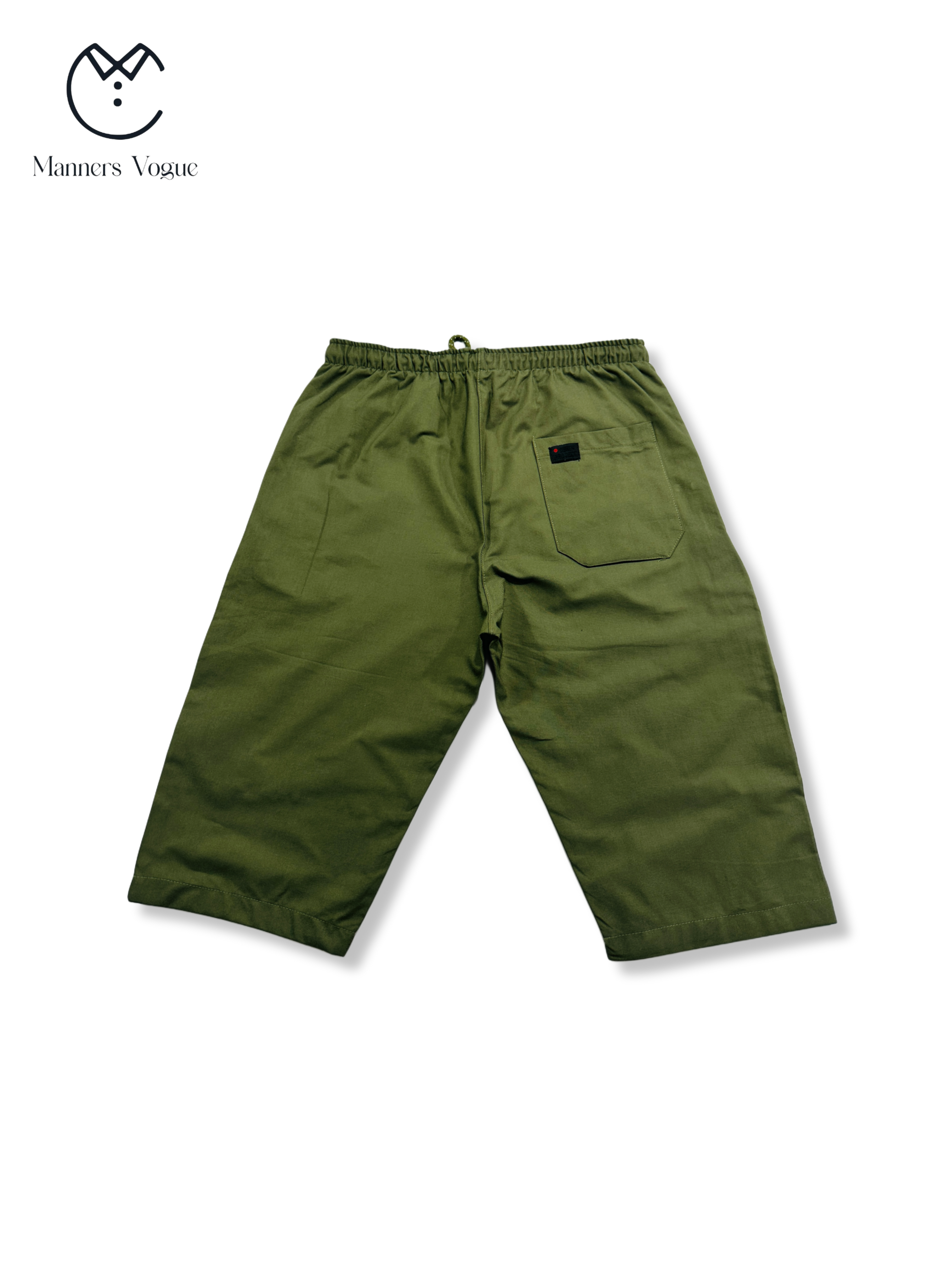 Easy-Wear Solid Olive Green Shorts